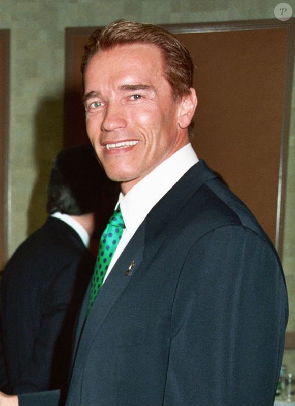 Alguns dos principais filmes de Arnold Schwarzenegger são 'O Exterminador do Futuro', 'Comando para Matar', e 'O Vingador do Futuro'
