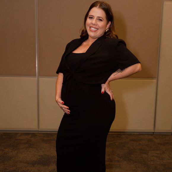 A apresentadora Tati Machado perdeu o bebê na reta final da gestação, aos 08 meses.
