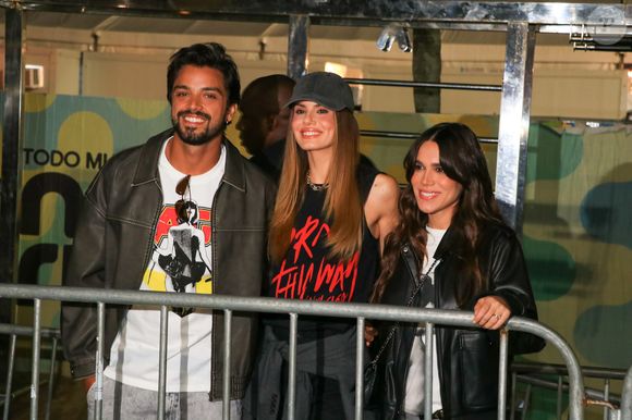 Show da Lady Gaga no Rio: Rodrigo Simas e Camila Queiroz homenagearam Lady Gaga com seus looks