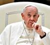 Papa Francisco passou o dia em uma poltrona e não apresentou mais problemas de insuficiência respiratória