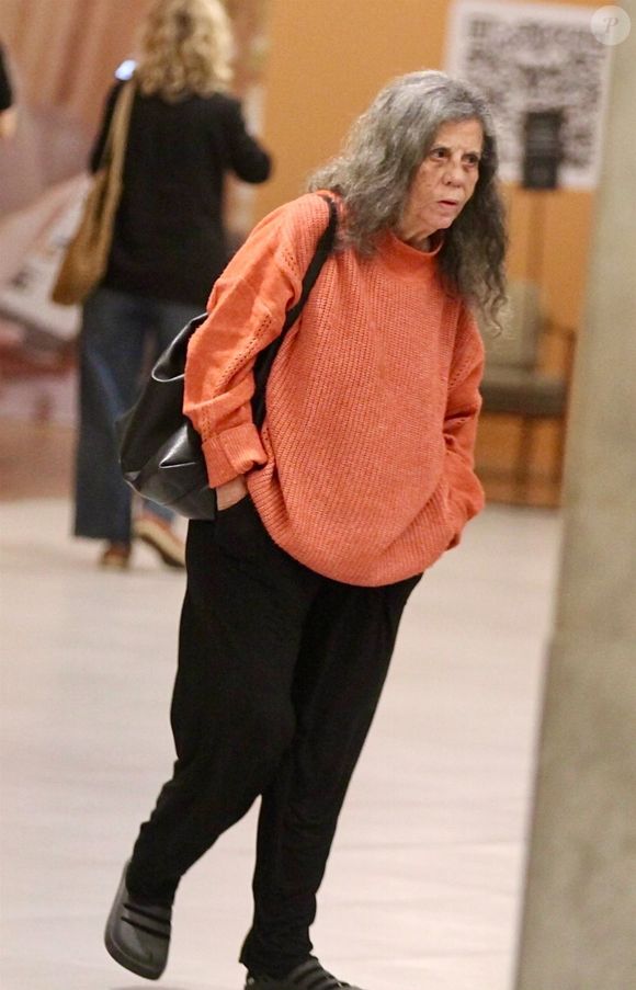 2024: Maria Gladys durante um passeio em um shopping no Leblon, no Rio de Janeiro