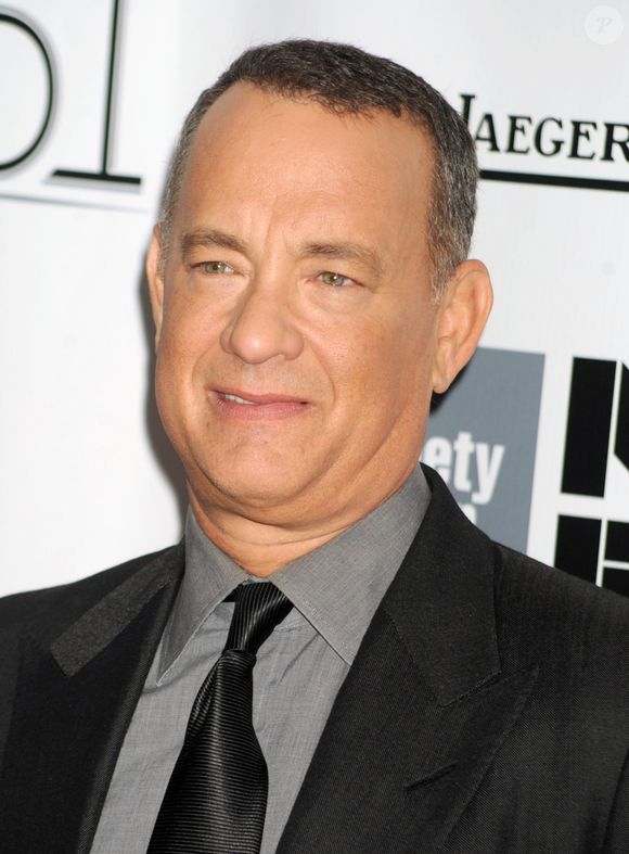 O próprio Tom Hanks e outras fontes da indústria do entretenimento o incluem em listas de atores que se identificam como introvertidos
