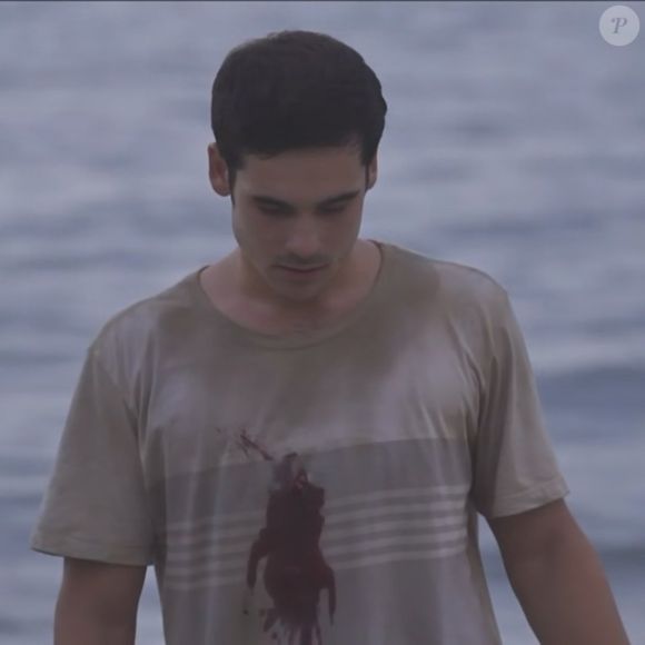 Rudá (Nicolas Prattes) deixou a novela 'Mania de Você' após morrer pelas mãos de Molina (Rodrigo Lombardi)