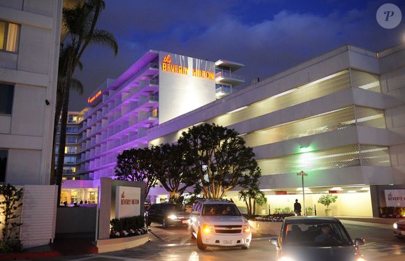 Cantora foi encontrada morta na suíte do Beverly Hilton, em Los Angeles, poucas horas antes de participar de uma festa pré-Grammy no próprio hotel