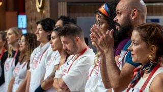 Quem saiu do 'MasterChef Brasil 2025'? Participante DESABA após desafio com comida de rua: 'Lembrei da infância'