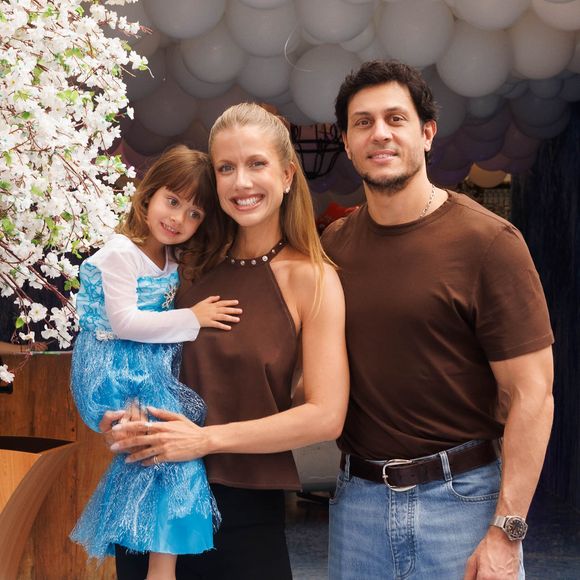 Gabriela Prioli comemora a aniversário de 3 anos de Ava, sua filha