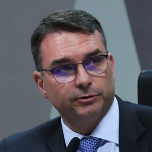 Candidato do PL à Presidência, Flávio Bolsonaro não participou do debate da Globo, que acabou cancelado na noite desta quinta-feira (1º)