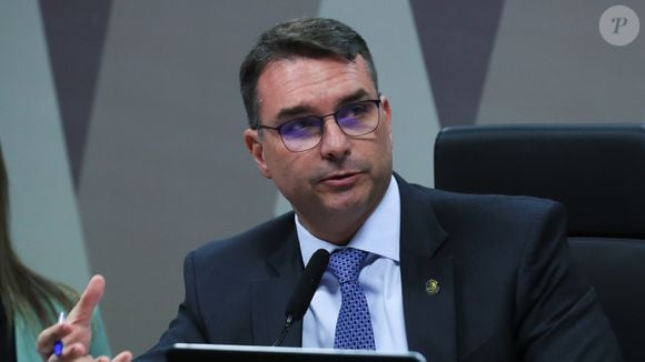 Candidato do PL à Presidência, Flávio Bolsonaro não participou do debate da Globo, que acabou cancelado na noite desta quinta-feira (1º)