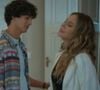 Tiago (Pedro Waddington) descobre que Helena (Paolla Oliveira) colocou fogo na casa com ele dentro na novela Vale Tudo