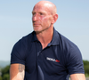 Entrevista | 'Estigma nasce da falta de informação': aos 52 anos, lenda do rugby que vive com HIV, Gareth Thomas faz alerta sobre tabus do diagnóstico após pesquisa inédita no Brasil