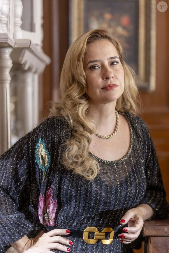 Palomma Duarte confessou que, na vida real, teria uma postura diferente de Lígia, na novela 'Garota do Momento'. "Acho que eu não conseguiria perdoar um homem que me afastou dos meus filhos."