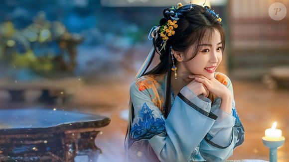 'Jogo de Amor e Fantasia': transportada para um livro de fantasia como uma vilã, Ling Miao Miao precisa cumprir missões e conquistar Mu Sheng para conseguir voltar ao mundo real e evitar o destino trágico da personagem.