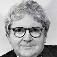 'Rancor no coração': há 38 anos e no Troféu Imprensa, Jô Soares fez crítica ácida a poderoso diretor da Globo; alfinetada envolve retaliação por contrato com SBT