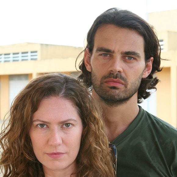 Com o cabelo liso e comprido, Carmo Dalla Vecchia estrelou 'A Favorita', em 2008