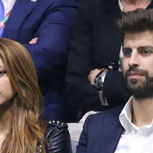 Shakira vai à Justiça contra Piqué: cantora toma atitude sobre encontros entre o jogador e os filhos Milan, de 13 anos, e Sasha, de 11, e web reage. 'Que homem de bost*'
