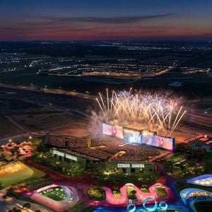 Shakira ganhou um estádio construído especialmente para seus shows na Espanha. Com capacidade para 55 mil pessoas, a arena integra uma cidade temporária de 30 hectares, com museu, biblioteca e gastronomia