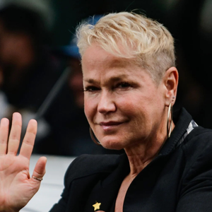 A apresentadora Xuxa Meneghel reagiu à repercussão da polêmica do vestido de Ana Paula Renault no reality show da TV Globo