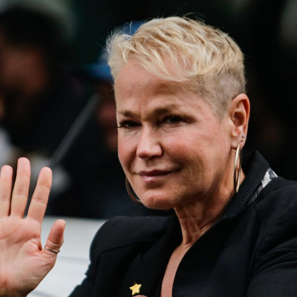 A apresentadora Xuxa Meneghel reagiu à repercussão da polêmica do vestido de Ana Paula Renault no reality show da TV Globo