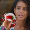 Raquel vai vender morango do amor em 'Vale Tudo'? Teoria hilária viraliza e Manuela Dias vira alvo da web: 'A cara dela'