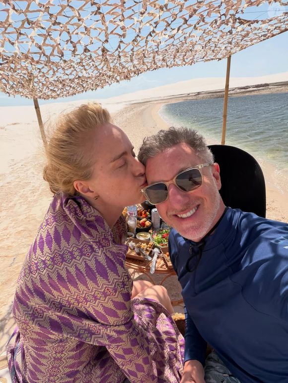 Angélica curte viagem com Luciano Huck aos Lençóis Maranhenses: 'Celebrando a vida'