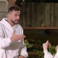 'A Fazenda 17': Dudu Camargo provoca Nizam com alfinetada após ex-BBB defender Michelle Barros. 'Cala a boca'