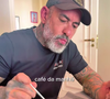 Café da manhã de Henrique Fogaça é simples e super nutritivo, sendo composto por ovos mexidos cremosos