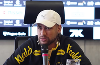 Neymar em entrevista coletiva no Santos