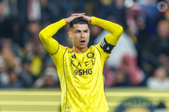 Em um dos momentos mais tensos do Oriente Médio, o deslocamento do avião de Cristiano Ronaldo alimentou especulações nas redes sociais