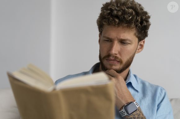 Ensinamento de Platão sobre a verdade permanece atual em tempos de redes sociais e algoritmos