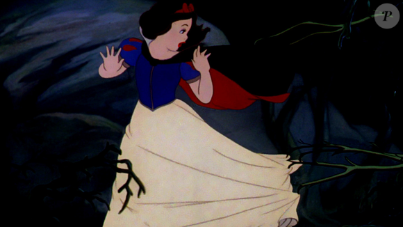 O conto que inspirou Branca de Neve e os Sete Anões tinha um desfecho violento e uma protagonista de apenas 7 anos — bem diferente da versão da Disney