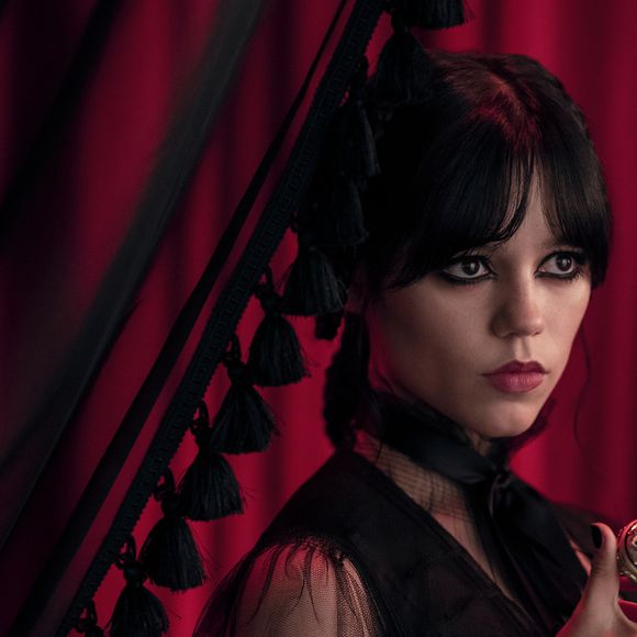 Segunda temporada de 'Wandinha' foi dividida em duas partes e já foi lançada em completo pela Netflix