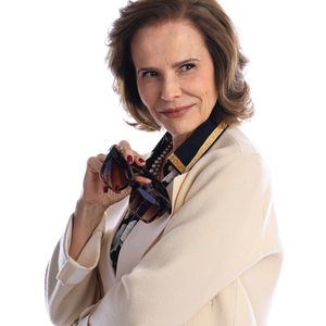 Bia Seidl hoje: atriz estreia em 'Uma Babá Milionária' interpretando a personagem Dolores, uma vilã manipuladora, perversa, e mãe de Fernando (Raphael Vianna).