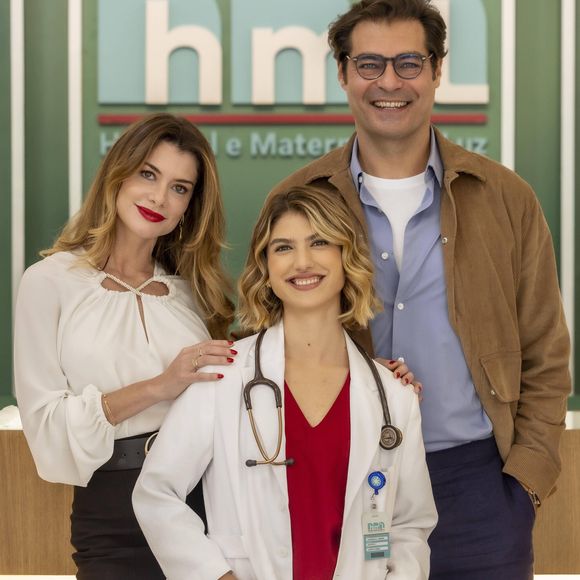 Alinne Moraes, Giovanna Grigio e Thiago Lacerda formam uma família na novela das sete 'Por Você'