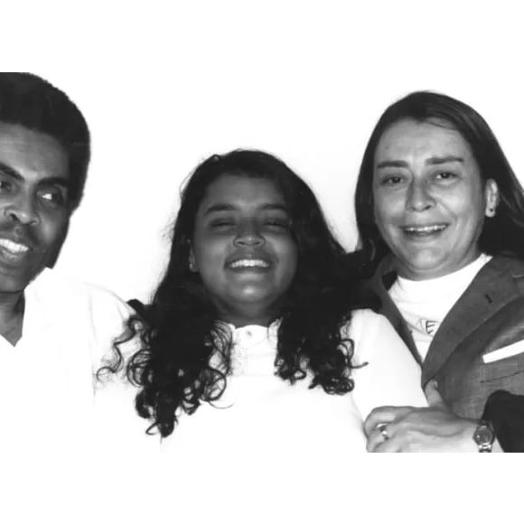 Preta Gil cresceu com o pai Gilberto Gil e a madrasta Flora Gil, quem considerava sua segunda mãe
