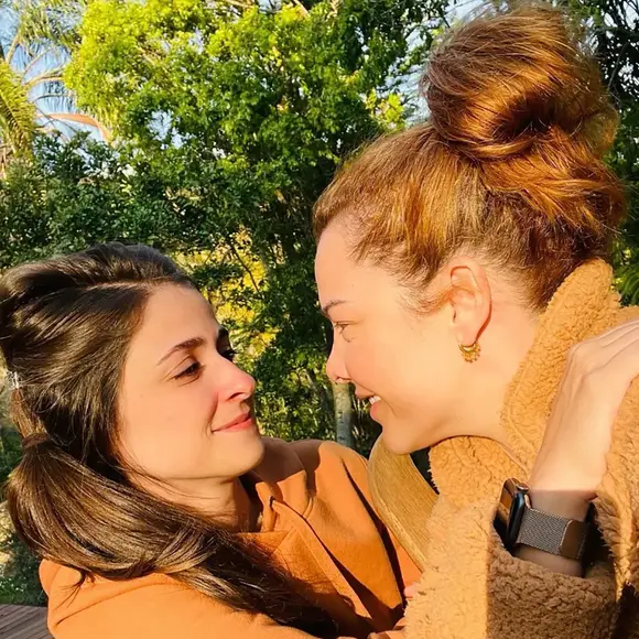 Fernanda Souza e Eduarda Porto vivem um relacionamento discretíssimo, com quase nenhuma aparição pública
