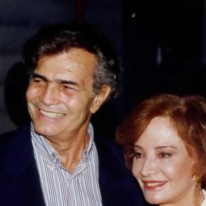 Glória Menezes revelou no Altas Horas que trabalhar com Tarcísio Meira nem sempre era fácil: 'Decorar em casa, trabalhar em casa, fazer os personagens juntos não era muito bom'