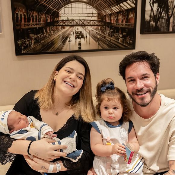 Eliezer orou para o filho, Ravi, após bebê ter piora no estado de saúde