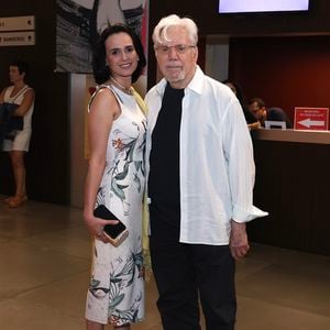 Reginaldo Faria e Joana Werneck estão juntos há 7 meses: 'Nos conhecemos em um almoço entre amigos. Olhares se encontraram e nos apaixonamos.'