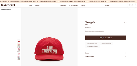 O boné Therapy Cap, da marca espanhola Nude Project, escolhido por Virgínia Fonseca, custa atualmente € 54, cerca de R$ 325,30 na conversão apresentada. O modelo tem bordados na parte frontal, nas laterais e atrás, além de ser confeccionado em 100% nylon