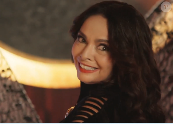 Claudia Ohana reencarnou Natasha, de 'Vamp', em merchandising de 'Êta Mundo Melhor!'