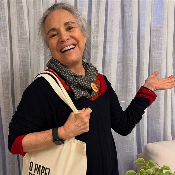 Nas redes sociais, Regina Duarte tem se dedicado a mostrar seu cotidiano e lembrar fatos de sua carreira