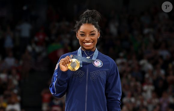 Considerada uma das maiores ginastas da história, Simone Biles acumulou medalhas olímpicas e transformou o sucesso esportivo em contratos publicitários milionários