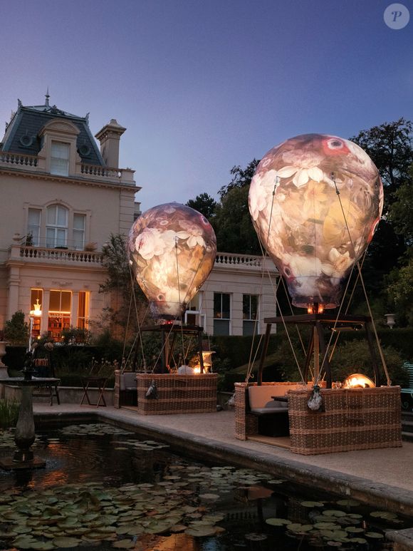 Segundo a People, Zendaya e Tom Holland receberam familiares e amigos próximos no Beaverbrook Hotel para celebrar o casamento em uma festa reservada