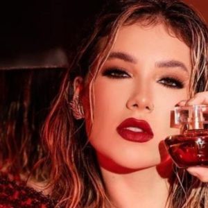 A influenciadora Virginia Fonseca lançou a sua marca de perfumes e cosméticos WePink em 2021, e desde então, faz um enorme sucesso por todo o país.