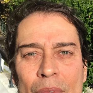 "Está com ótima saúde e vem criando casca, descobrindo sua independência. Um pouco mais para a frente, planeja se mudar para a Itália, estudar em uma escola de gastronomia e se transformar em um grande chef", entregou o ator sobre o futuro do filho