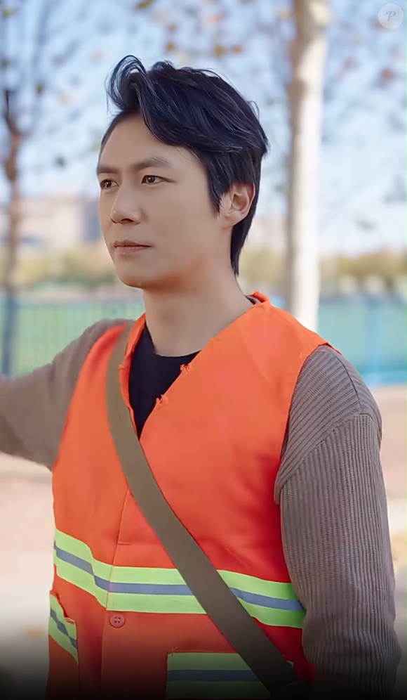 Em 'Seu Pleno Poder Nos 50', Diogo é um Mestre do Remigio aposentado que trabalha como varredor de rua