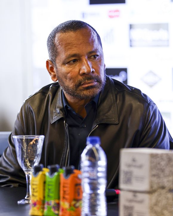 Neymar Pai fala sobre renovação do filho com o Santos e deixa torcida em alerta com frase enigmática