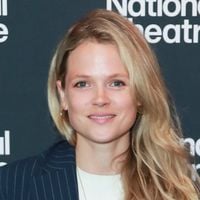 Ela fez sucesso em 'Mulher-Maravilha' e 'Carrie - A Estranha', mas deixou a carreira de atriz para trabalhar como doula da morte: hoje aos 37 anos, estrela de Hollywood acompanha pessoas no fim da vida