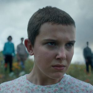 Millie Bobby Brown mantinha expressões bem definidas em cena, diferente da quinta temporada
