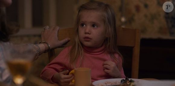 Holly Wheeler foi interpretada pelas irmãs gêmeas Tinsley e Annie Price nas quatro primeiras temporadas da série